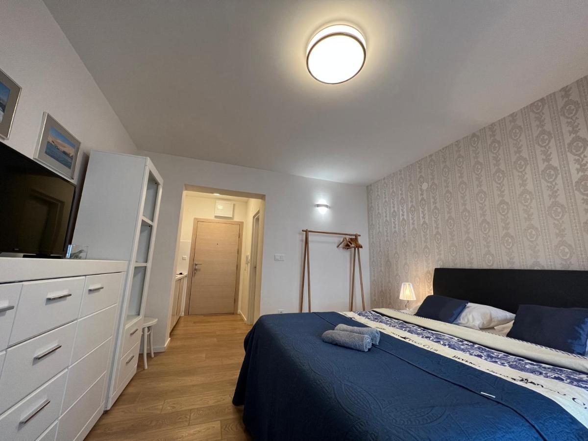 Studio Apartment Marina Mel Novi Vinodolski Exterior photo